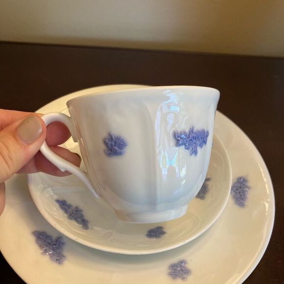 Adderleys Chelsey Blue Lavender Tea Cup Saucer‎ Dessert Breakfast Plate Antique - Picture 12 of 14
